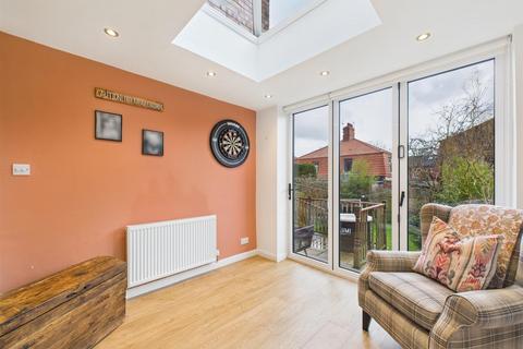 4 bedroom semi-detached house for sale, The Gardens, Monkseaton