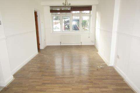 3 bedroom end of terrace house to rent, Enfield, EN3