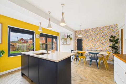 3 bedroom semi-detached house for sale, Freeman Avenue, Brough