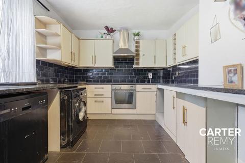 3 bedroom end of terrace house for sale, Bridgewater Road, Romford, RM3