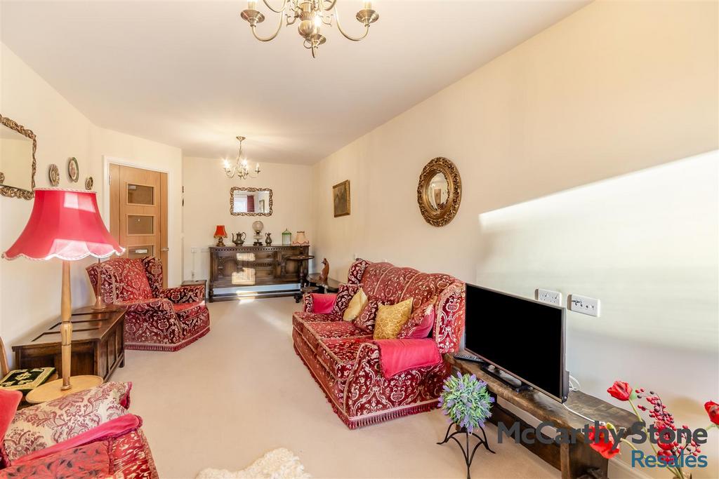 8674035-interior11.jpg