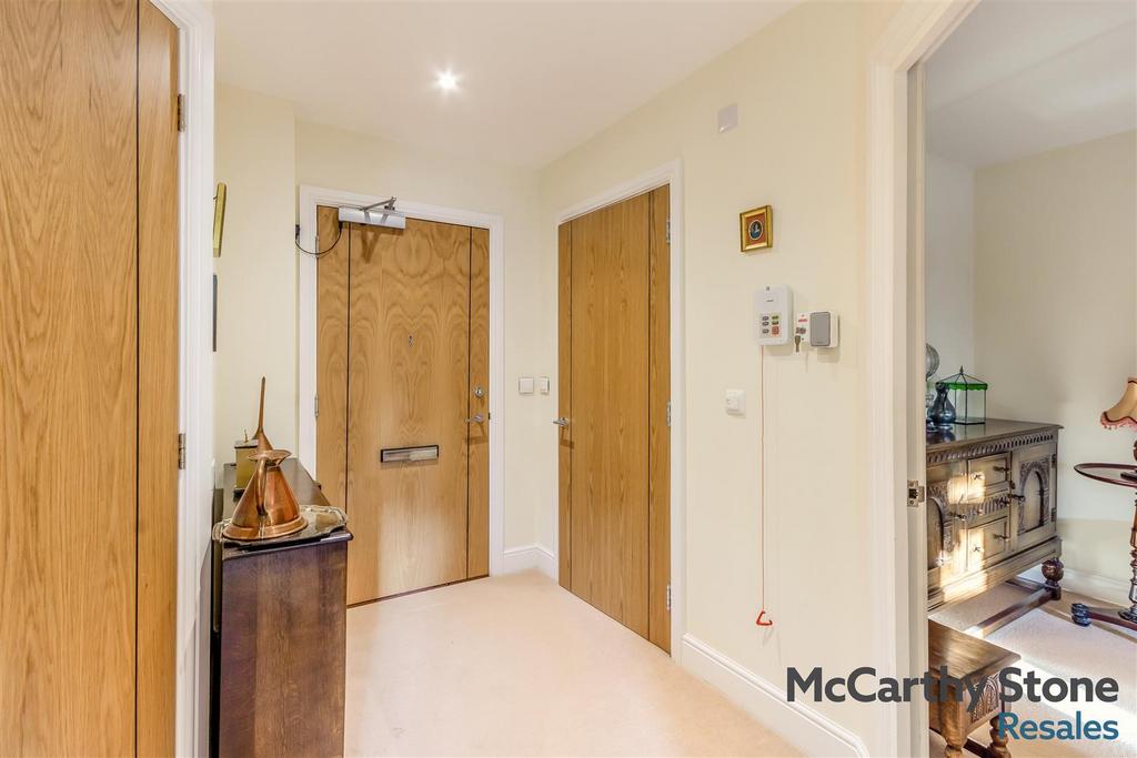 8674035-interior15.jpg