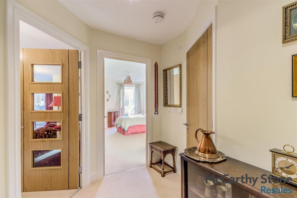 8674035-interior16.jpg
