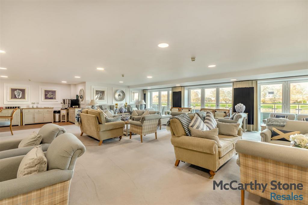 8674035-interior04.jpg