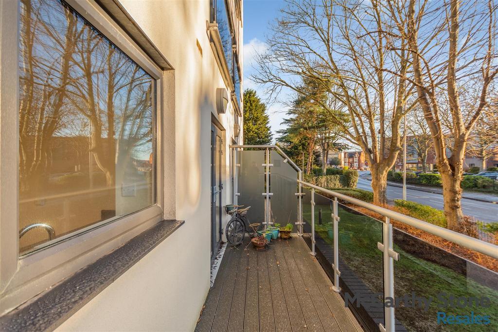 8674035-exterior16.jpg