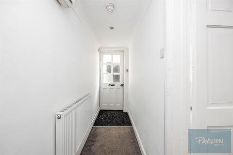 1 bedroom apartment to rent, Montpelier Street, Brighton