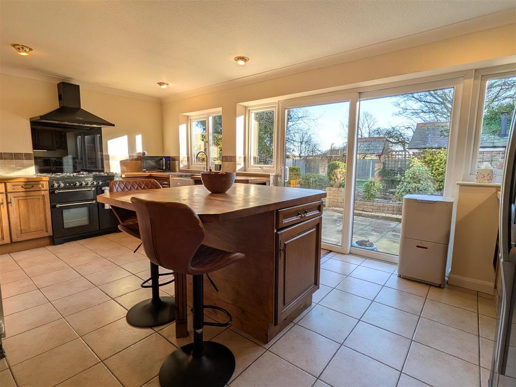 Breakfast kitchen