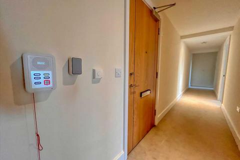 2 bedroom apartment for sale, Hadleigh Road, Frinton on sea CO13