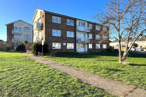 Studio for sale, Snelling Avenue, Northfleet, Gravesend, DA11