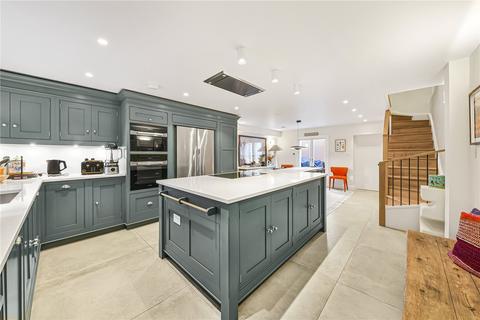 4 bedroom terraced house to rent, Queens Grove, London, NW8