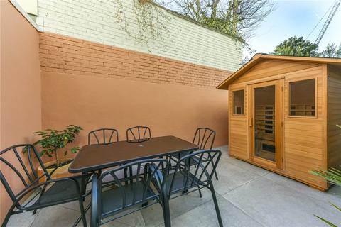 4 bedroom terraced house to rent, Queens Grove, London, NW8