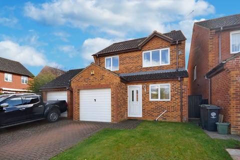 3 bedroom detached house for sale, Raunds