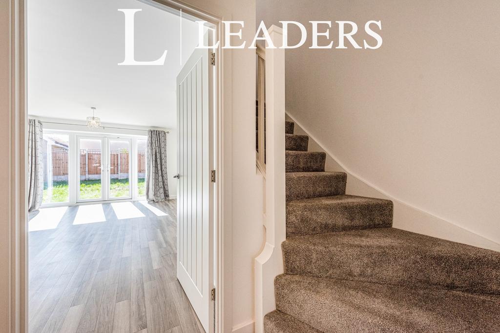 2 Entrance Hallway