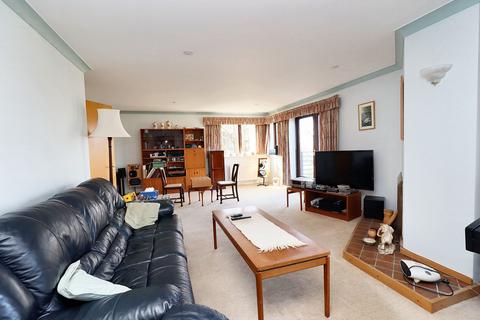 undefined, Kentish Gardens, Tunbridge Wells, TN2