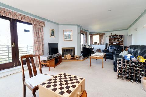 undefined, Kentish Gardens, Tunbridge Wells, TN2