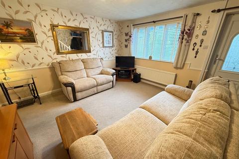 2 bedroom townhouse for sale, Concrete Street, Halifax HX3