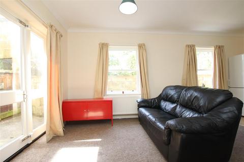 3 bedroom flat to rent, 8 Norfolk Buildings, Bath BA1