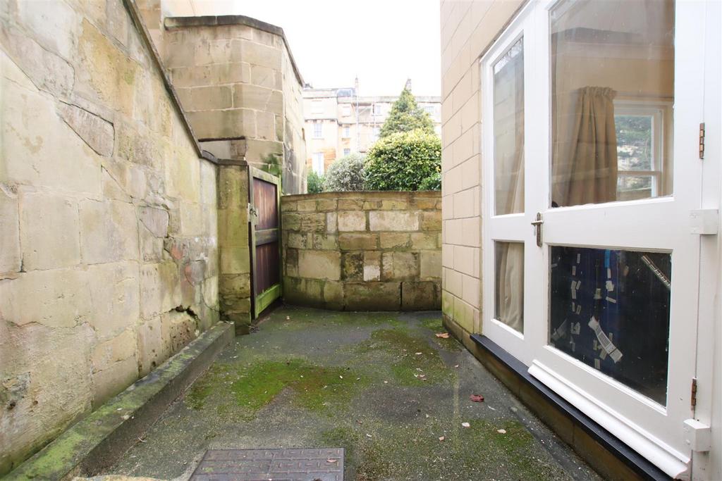 Courtyard.JPG