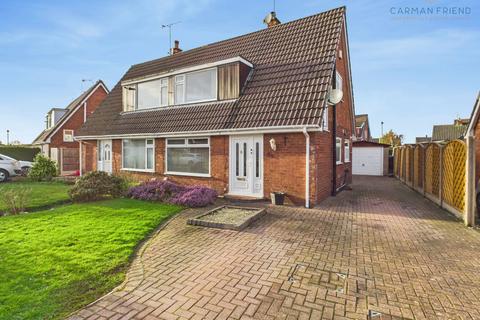 St. James Avenue, Upton, CH2