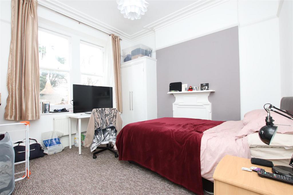 Bedroom two.JPG