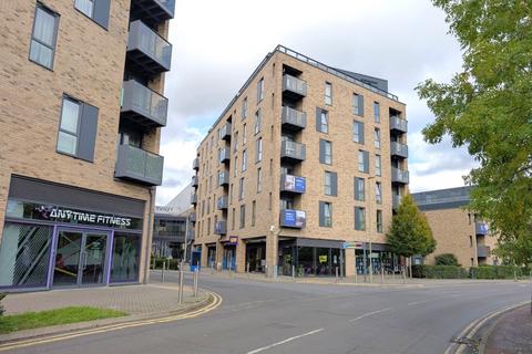 2 bedroom apartment to rent, Addlestone, Surrey, KT15