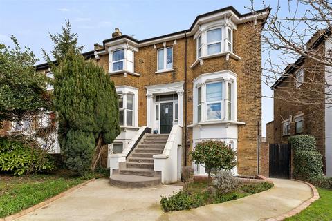 1 bedroom apartment for sale, Hermon Hill, Wanstead
