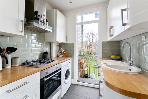 1 bedroom apartment for sale, Hermon Hill, Wanstead