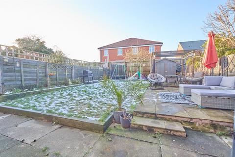 3 bedroom terraced house for sale, Livesey Drive, Sapcote