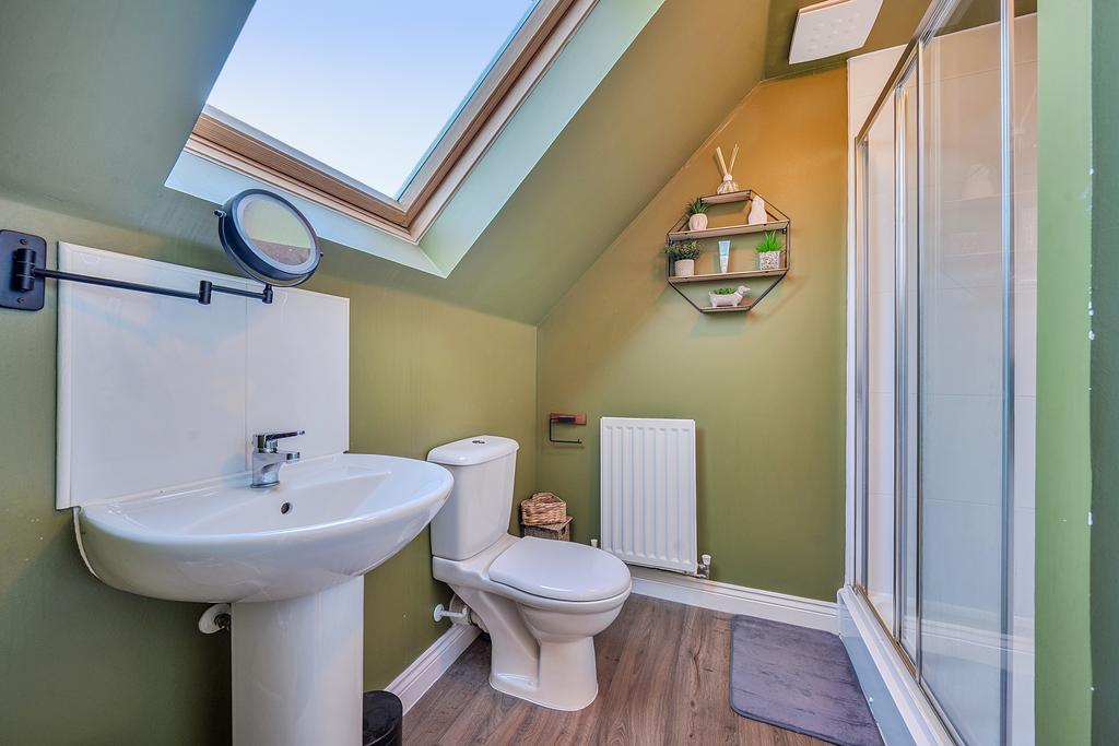 Ensuite Shower Room