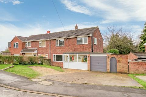 3 bedroom semi-detached house for sale, Bridge End Grove, Grantham NG31