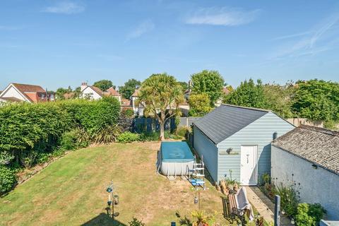 4 bedroom bungalow for sale, 66 Barrack Lane, Aldwick, PO21
