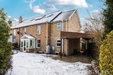 4 bedroom end of terrace house for sale, Richmond Road, Saham Toney