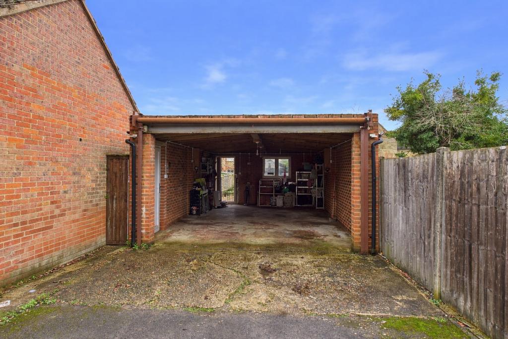 Garage.jpeg