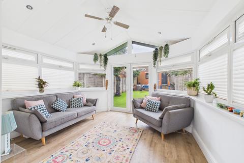 4 bedroom semi-detached house for sale, Princes Road, Bourne End SL8