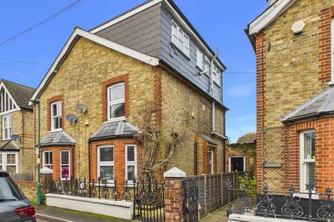 4 bedroom semi-detached house for sale, Princes Road, Bourne End SL8