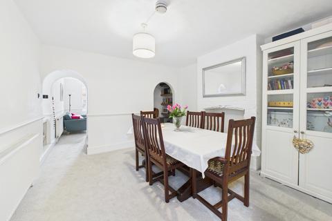 4 bedroom semi-detached house for sale, Princes Road, Bourne End SL8