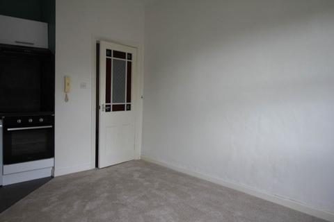 Semi detached house to rent, Milburn Road, Weston-super-Mare