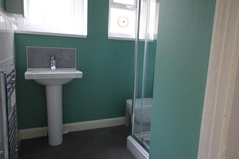 Semi detached house to rent, Milburn Road, Weston-super-Mare
