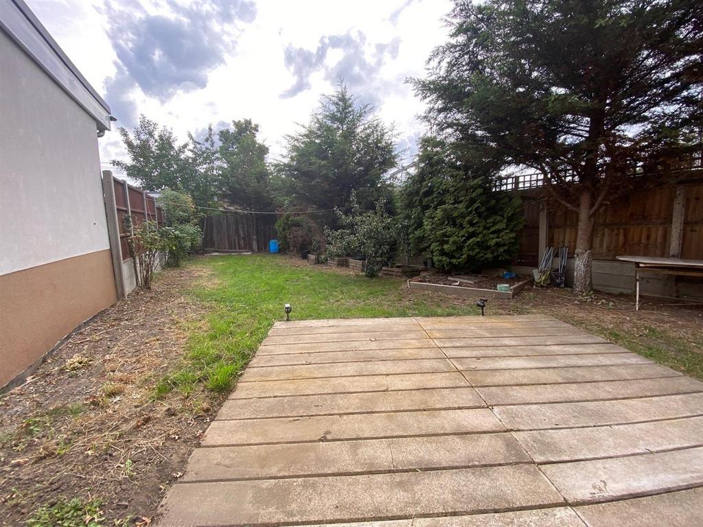 Garden1.jpg