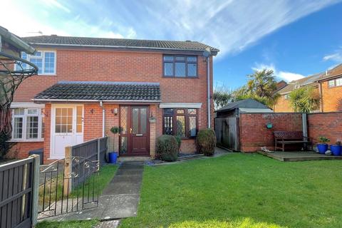 2 bedroom end of terrace house for sale, Wedgewood Close, Holbury