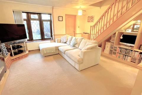 2 bedroom end of terrace house for sale, Wedgewood Close, Holbury
