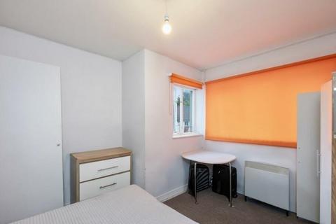 2 bedroom flat to rent, Baden Road, Brighton
