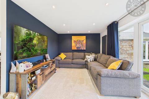 4 bedroom bungalow for sale, 'A rarely available four-bedroom detached bungalow on a 0.3 acre plot'