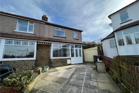 undefined, Bankfield Avenue, SHIPLEY BD18