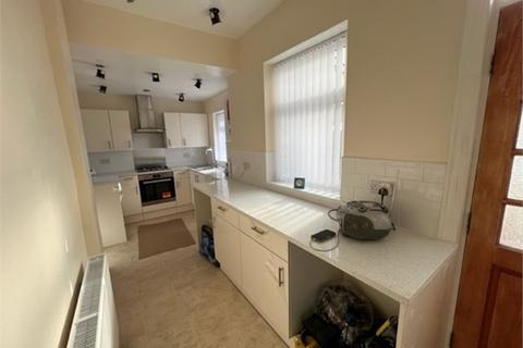 undefined, Bankfield Avenue, SHIPLEY BD18