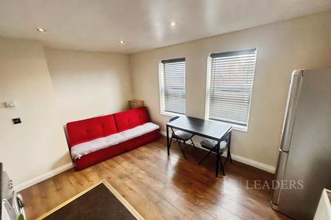 1 bedroom flat to rent, Dumfries Street, Luton, Bedfordshire, LU1