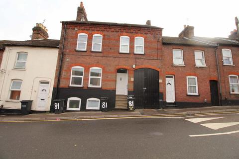 Dumfries Street, Luton, Bedfordshire, LU1