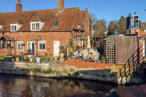 2 bedroom cottage for sale, Church Road, Shaw, Newbury, RG14