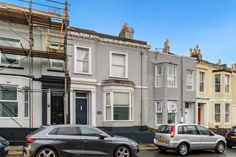 5 bedroom house to rent, Hill Park Crescent, Plymouth