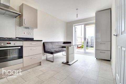 3 bedroom end of terrace house for sale, Queen Elizabeth Road, Nuneaton